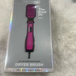 Conair InfinitiPro Pink Dryer Brush